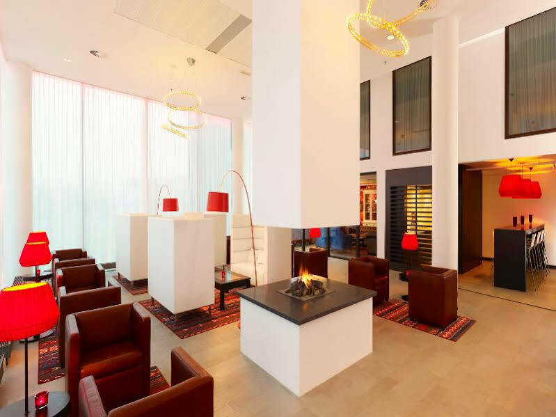 Hotel Park Plaza Amsterdam Airport 4*